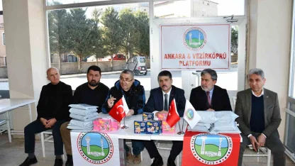 Vezirköprü’de 555 öğrenciye bayramlık