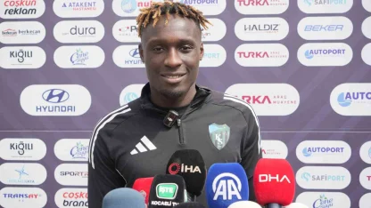 Agyei’den Galatasaray maçı değerlendirmesi