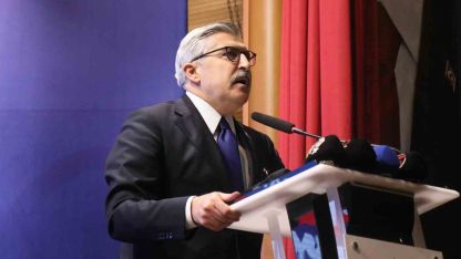 AK Parti Genel Başkan Yardımcısı Yayman: "Yenilen pehlivan güreşe doymazmış"