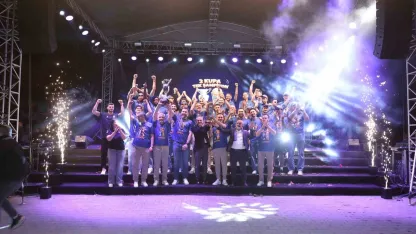 Basketbol Süper Ligi’ne yükselen Çayırova Belediyesi’nde şampiyonluk coşkusu