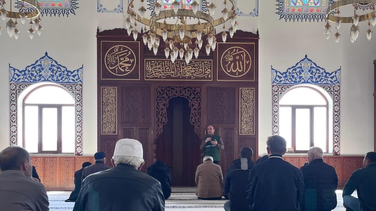 Bayburt’ta cemaate bağımlılık bilgilendirmesi