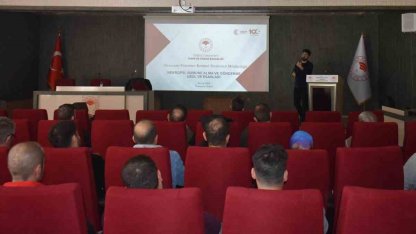 Bayburt’ta tarım personeline numune alma teknikleri anlatıldı