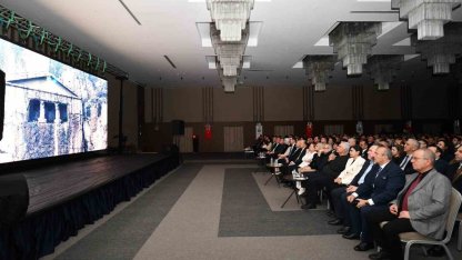 Binlerce yıllık tarihe yapay zekayla ışık tutulan filmin galasına yoğun ilgi
