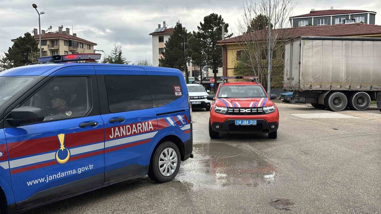 Bolu Belediyesi’nde yürütülen soruşturmada gözaltına alınan 3 kişi adliyeye sevk edildi
