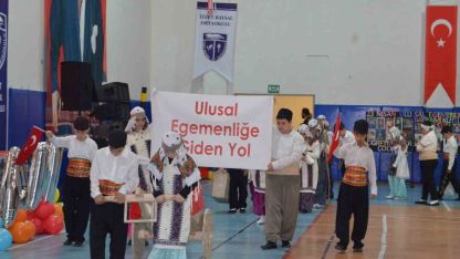 Bolu’da 23 Nisan çeşitli etkinliklerle kutlandı