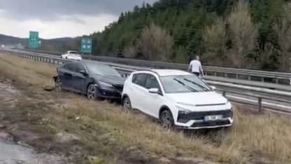 Bolu’da TEM Otoyolu’nda 10 araçlı zincirleme kaza: 6 yaralı