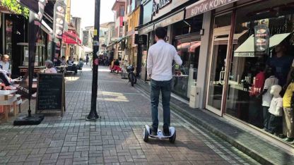 Çay dağıtımına yetişemeyince ’cincır’ ile servise başladı