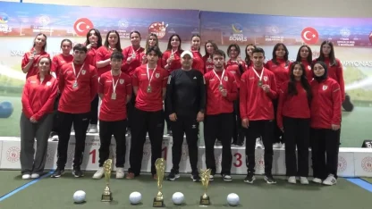 Çim topunda Samsun damgası: Bir şampiyonluk, bir ikincilik