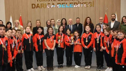 Darıca Belediyesi halk oyunları ekibi Kocaeli şampiyonu oldu