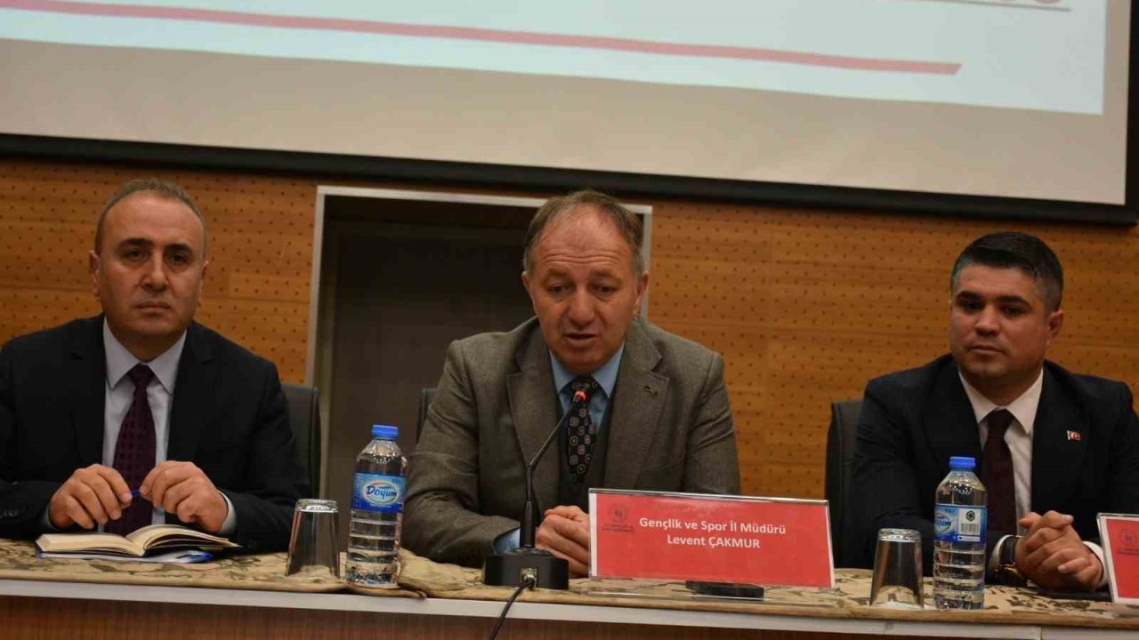 Erzurum’da ‘Gençlik haftası’ zirvesi