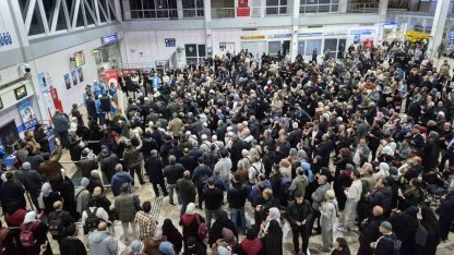 Erzurum’da  ilk hac kafilesi dualarla uğurlandı