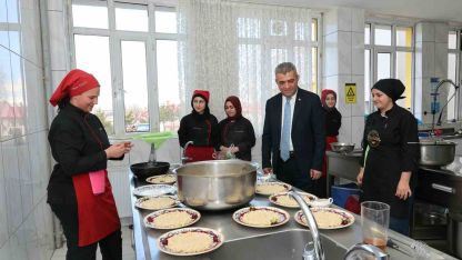 Geleceğin şeflerinden büyük başarı