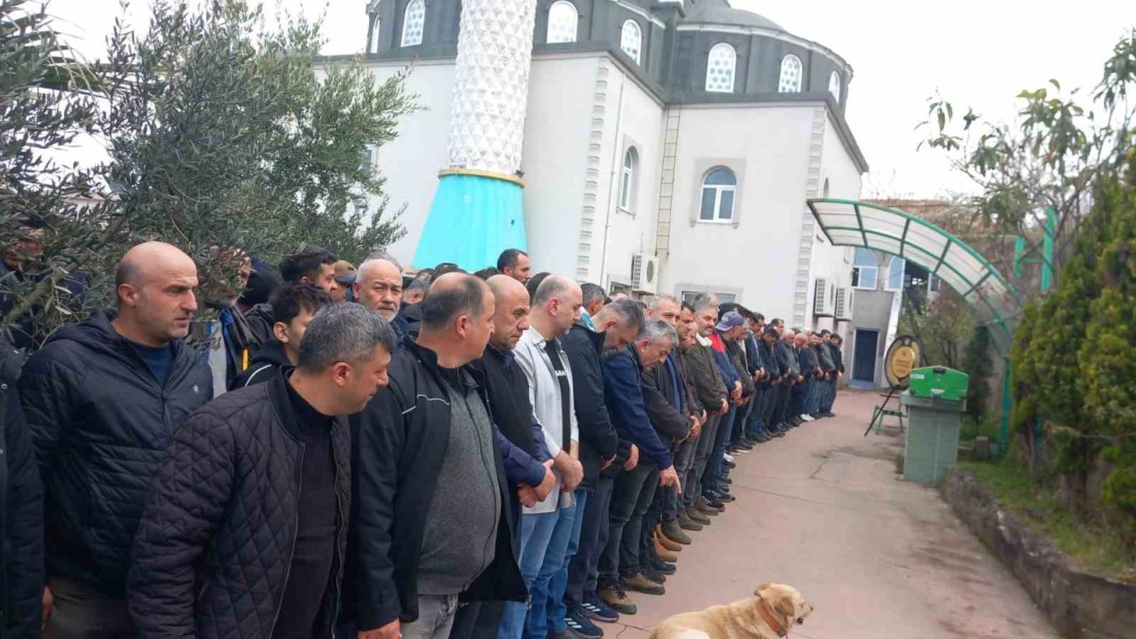 Genç yaşta kansere yenik düşen Ertuğrul Hamut son yolculuğuna uğurlandı