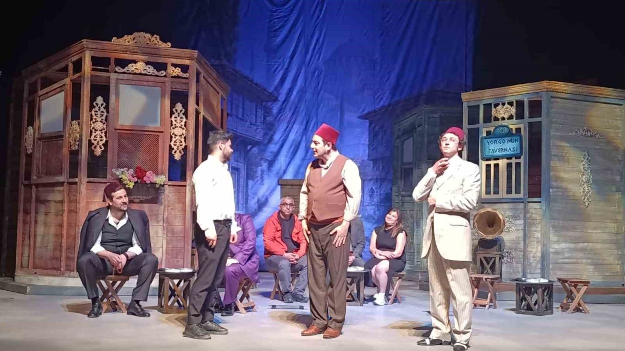 Gençlerin daveti karşılık buldu: Erzurum DT "Yalancının Mumu"nu üniversiteli gençlerle buluşturdu