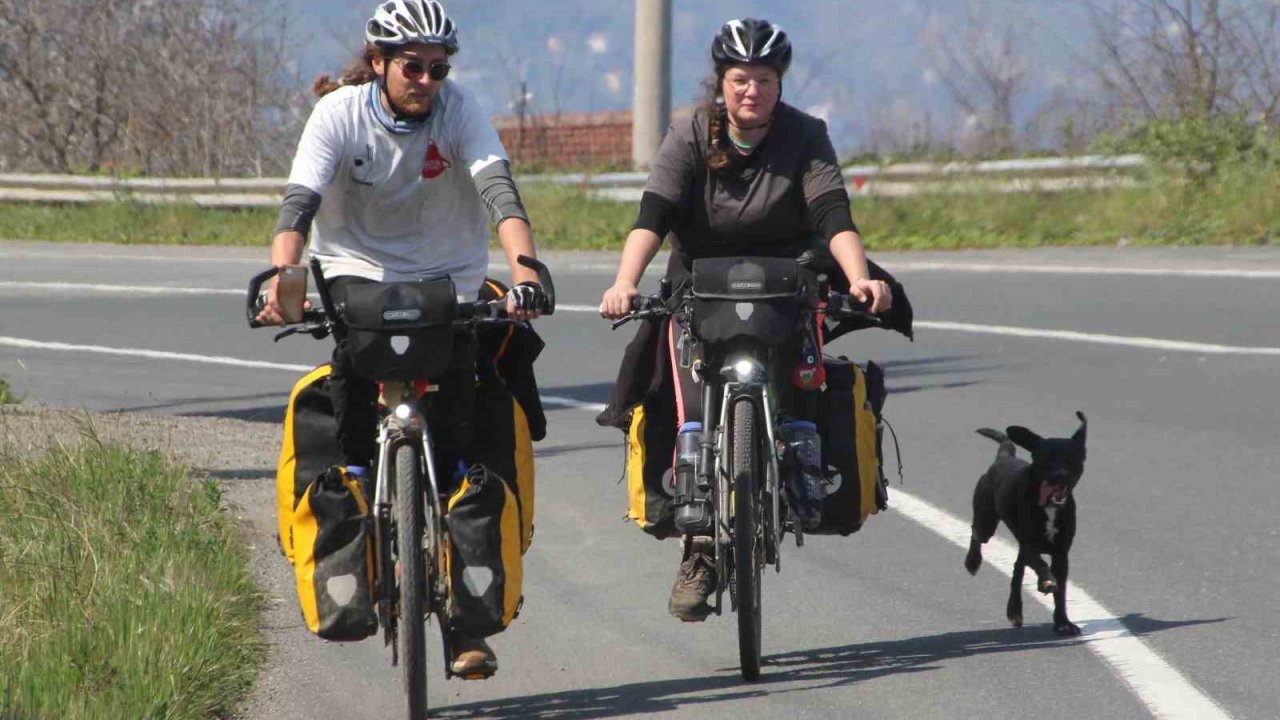 İngiltere’den çıkıp 6 kıtayı bisikletle geçmeyi hedefleyen iki maceracı Ordu’ya ulaştı