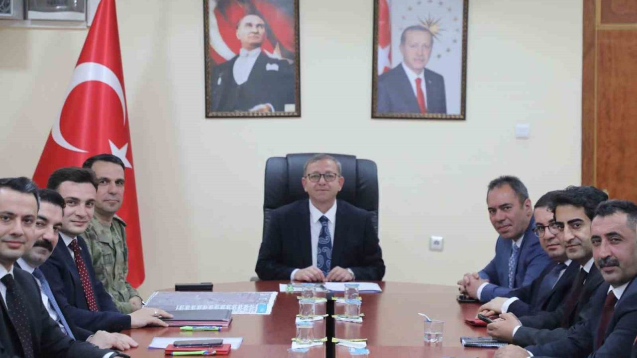 Kars’ta sığınaklar masaya yatırıldı: Koordinasyon toplantısı gerçekleştirildi