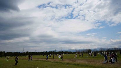 Kastamonu’da 23 Nisan çocukları, uçurtma uçurarak gönüllerince eğlendi