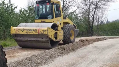 Kaynaşlı’da grup yolu yenileniyor
