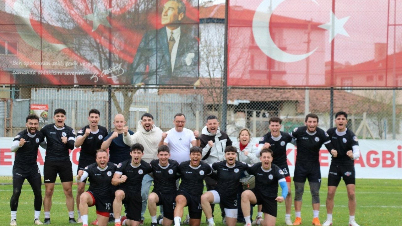 Körfez ragbide zirveyi bırakmadı