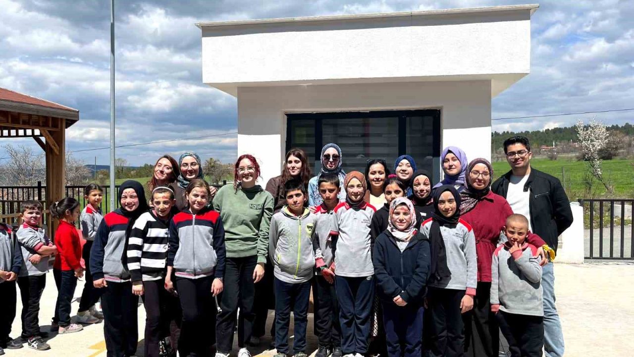 Mektuplarla öğrencilerin kariyer hayallerine ışık tutuldu