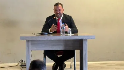 Narman’da LGS ve YKS öğrencilerine motivasyon semineri düzenlendi