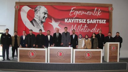 Necdet Karaveli, AK Parti İl Gençlik Kolları yönetimini ağırladı