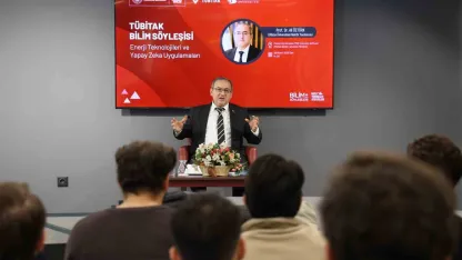 Öztürk "Yapay zeka her meslekte yeni bir dönem başlatıyor"