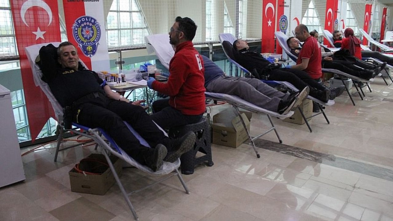 Polis Haftası: 181. yıla 181 ünite kan bağışı
