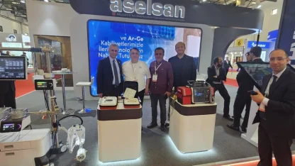 Rektör Özölçer, Türkiye’nin en büyük sağlık fuarına katıldı