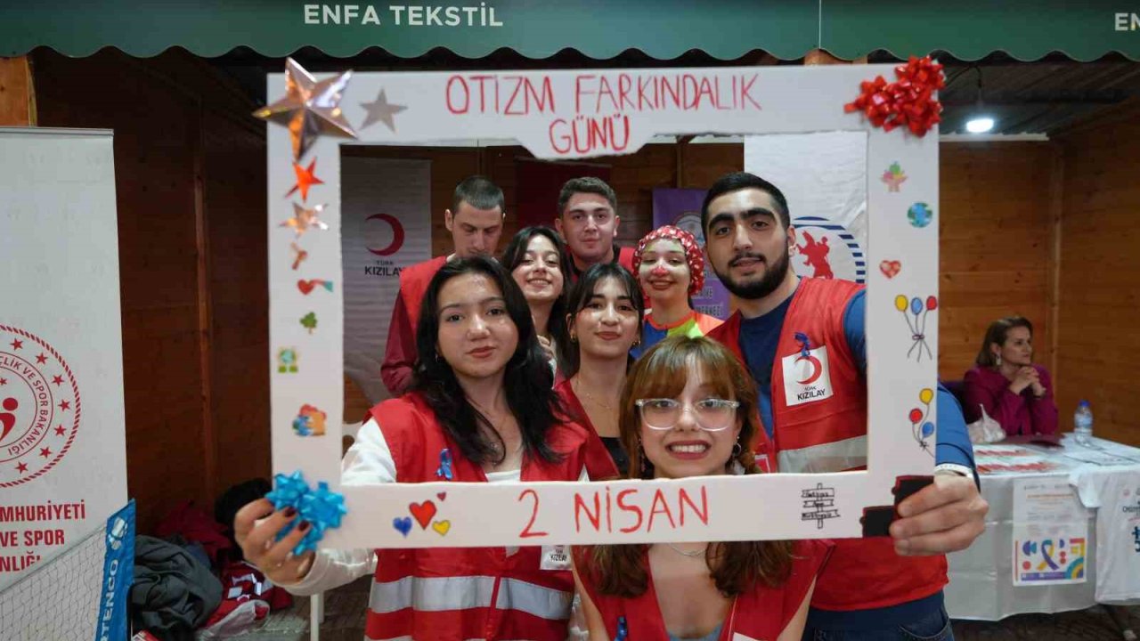 Samsun’da farkındalık günü coşkuya dönüştü