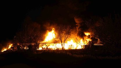 Samsun’da muz deposunda yangın: Alevler göğe yükseldi