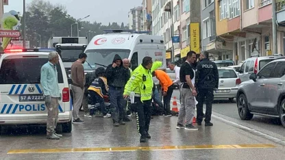 Sinop’ta hafif ticari araç yayaya çarptı: 1 yaralı