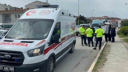 Sinop’ta otomobil ile motosiklet çarpıştı: 2 yaralı