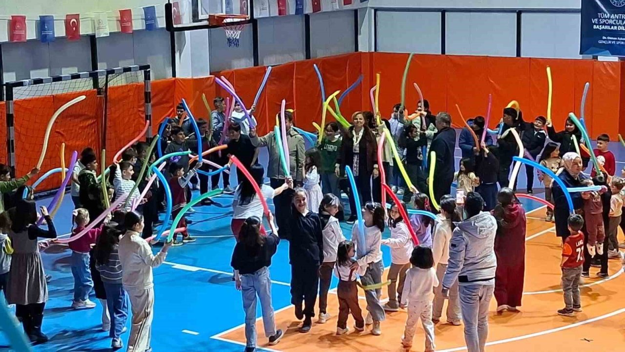 Tokat’ta Turizm Haftası çocuklarla şenlendi