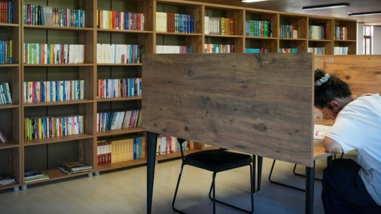 Trabzon’da kütüphaneler on binlerce kişiyi ağırlıyor