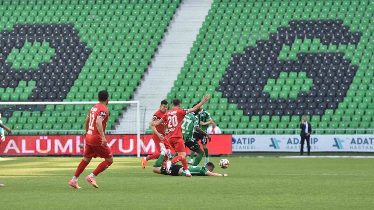 Trendyol 1. Lig: Sakaryaspor: 0 - Çorum FK: 4