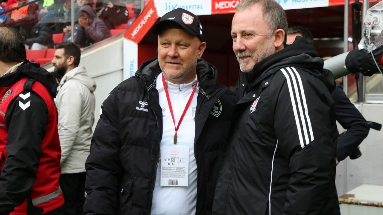 Trendyol Süper Lig: Samsunspor: 0 - Beşiktaş: 0 (Maç devam ediyor)