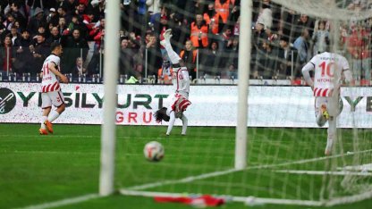 Trendyol Süper Lig: Samsunspor: 2 - Beşiktaş: 1 (Maç sonucu)
