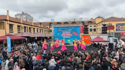 Türk dünyası çocukları, kültürlerini Samsun’da sergiledi