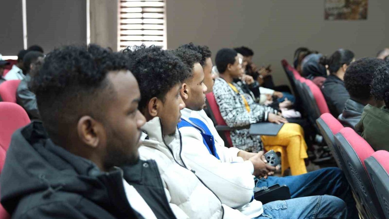 Uluslararası öğrencilere Kırım Kongo Kanamalı Ateşi hastalığına karşı uyarı yapıldı