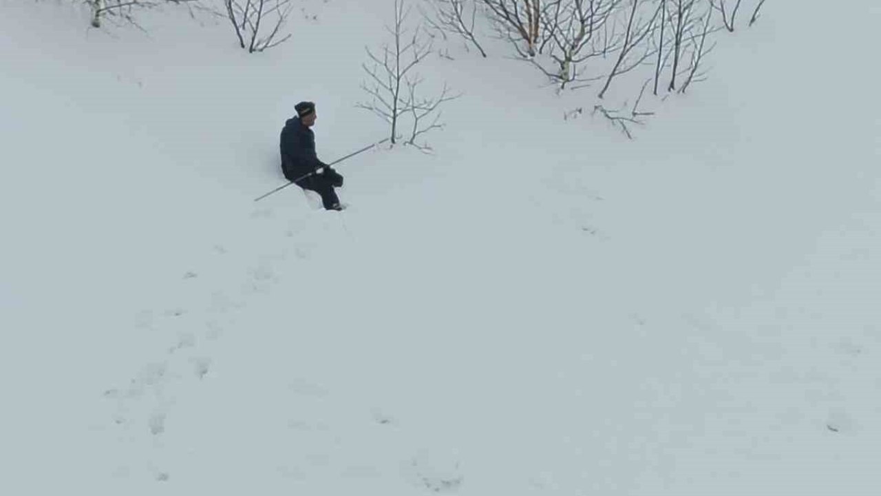 Uzman ekipten çığ bölgesinde inceleme: 95 gündür kayıp çoban için arama şartları oluşmadı