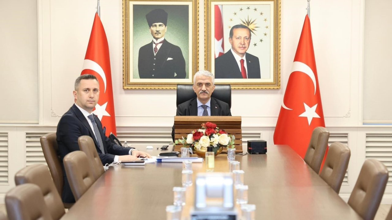 Vali Makas, sosyal risk haritaları toplantısına katıldı