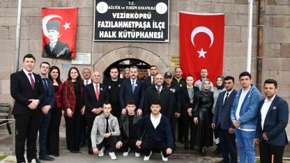 Vezirköprü’de kitap kurtlarına ödül