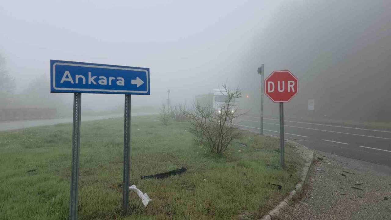 Yoğun sis Bolu Dağı’nı kapladı