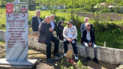 Acılı baba oğlunun mezarı başında "adalet" istedi