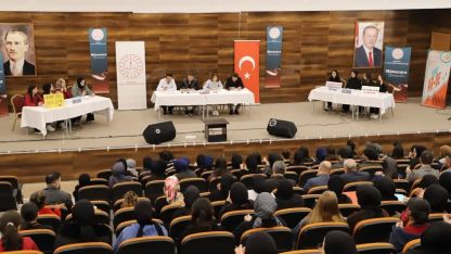 Bayburt’ta liseler arası münazara heyecanı