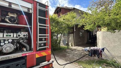 Bolu’da 2 katlı evin banyosunda çıkan yangın söndürüldü