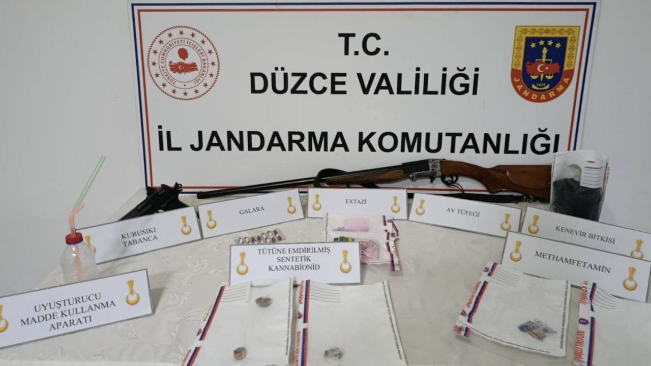 Düzce’de jandarmadan uyuşturucu operasyonu