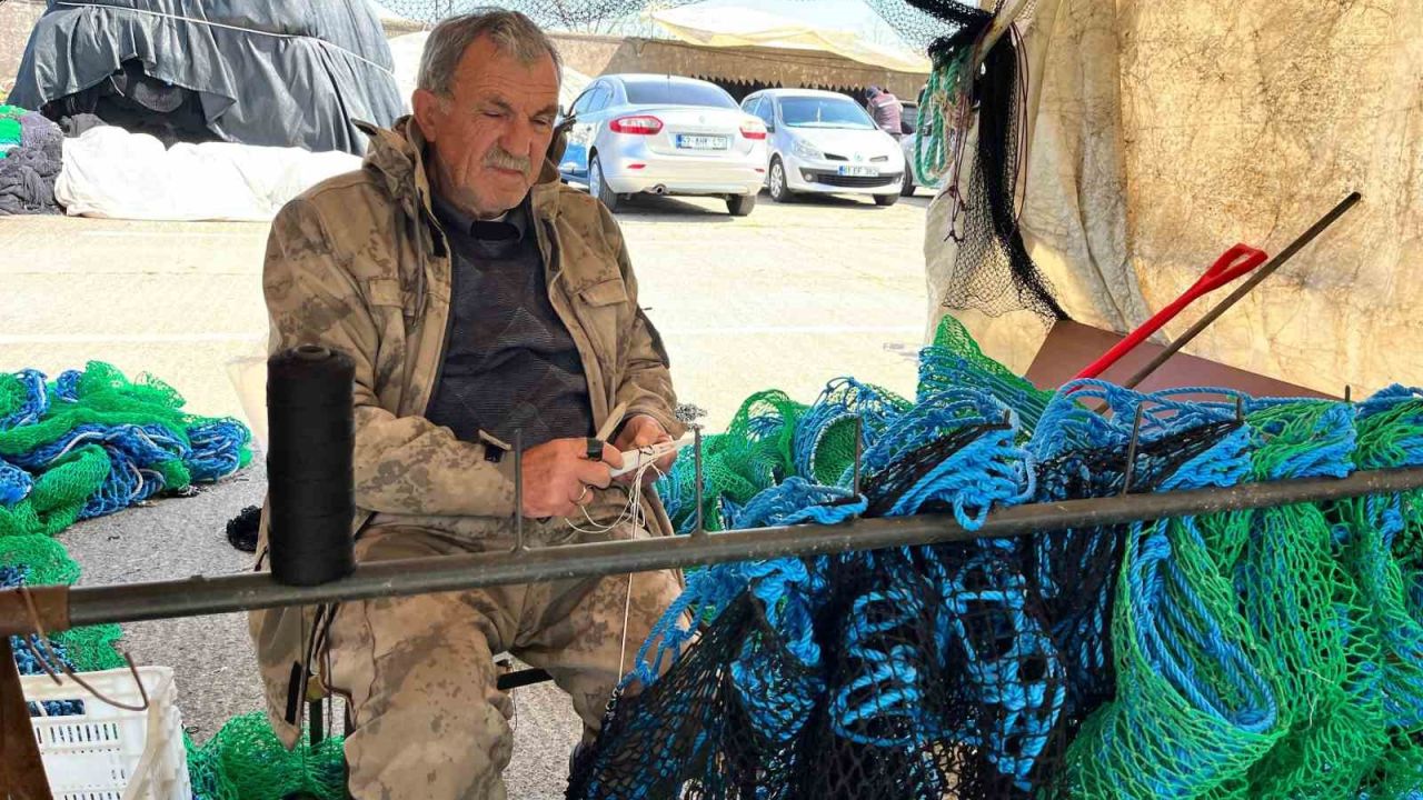Fatsa’da 58 yıllık balıkçı mesleğinin başında