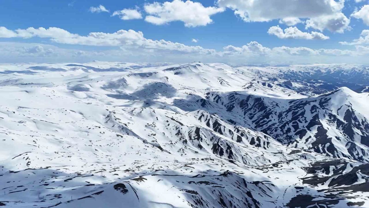 Palandöken’de kar bereketi, sezon uzadı